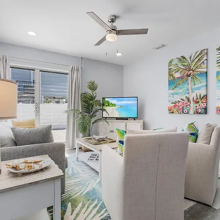 171 Washington - Dune Our Thing - Unit A - Fabulous Pool Home! Home